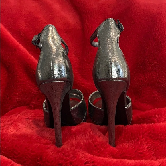 Nine West Platform Sandals - Picture 3 of 7